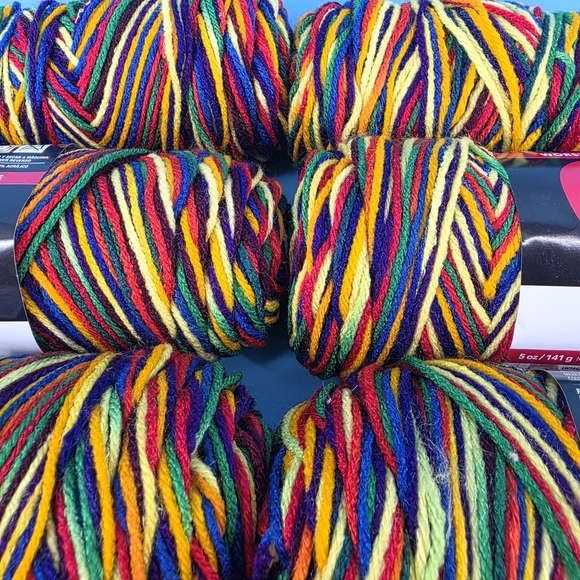 Red Heart Super Saver Mexicana (lot 4560)Yarn, Bundle Of 4 Skeins. - Picture 3 of 6